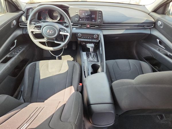 2021 HYUNDAI ELANTRA