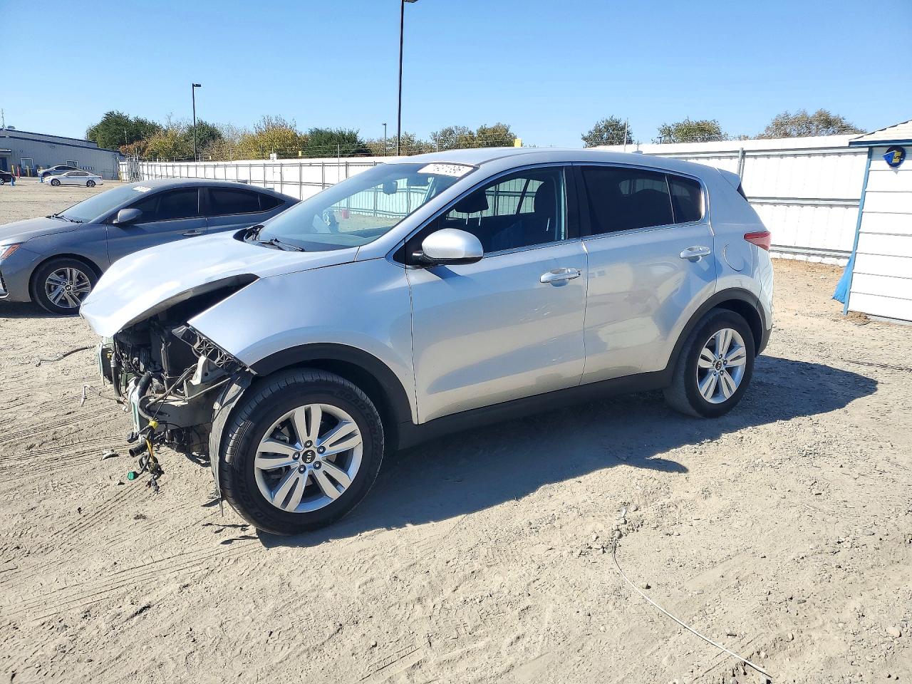 2019 KIA SPORTAGE LX — Front 3/4