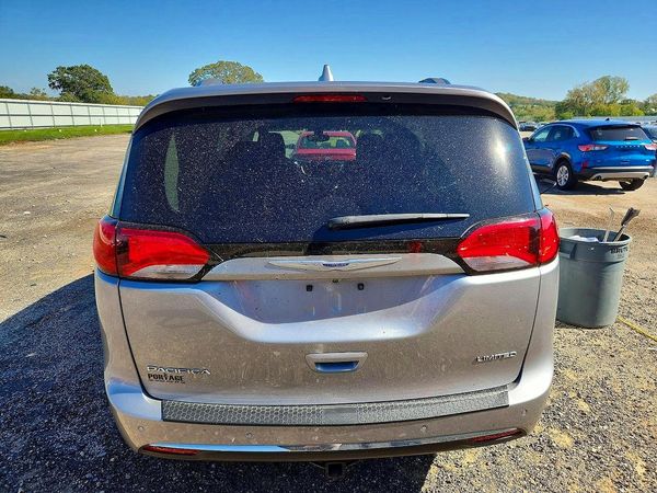 2018 CHRYSLER PACIFICA Limited — DIRR