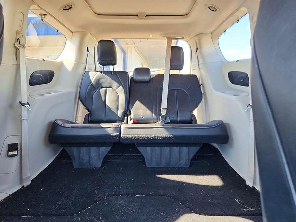 2018 CHRYSLER PACIFICA Limited — SUVN