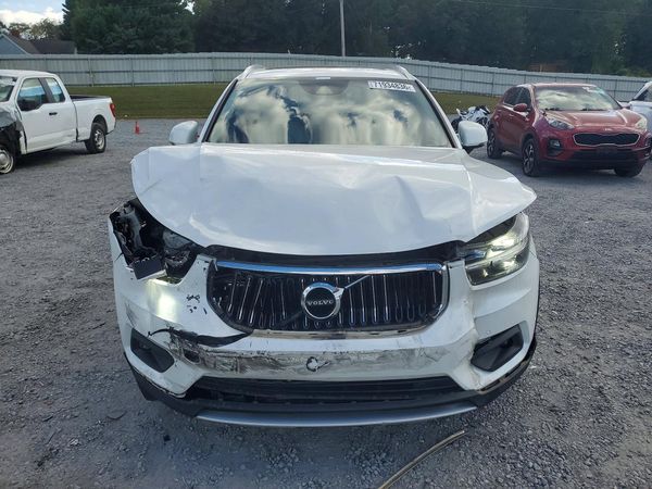 2019 VOLVO XC40 Inscription — DIRF