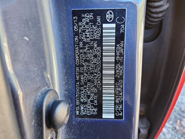 2013 TOYOTA PRIUS — VINS