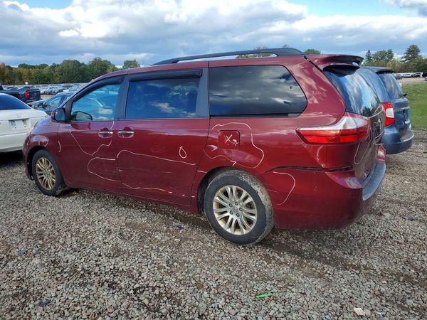 2015 TOYOTA SIENNA — DSRA