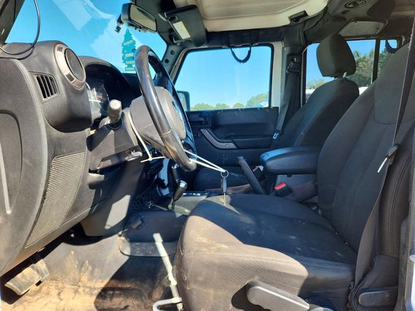 2017 JEEP WRANGLER Unlimited Sport — DENT
