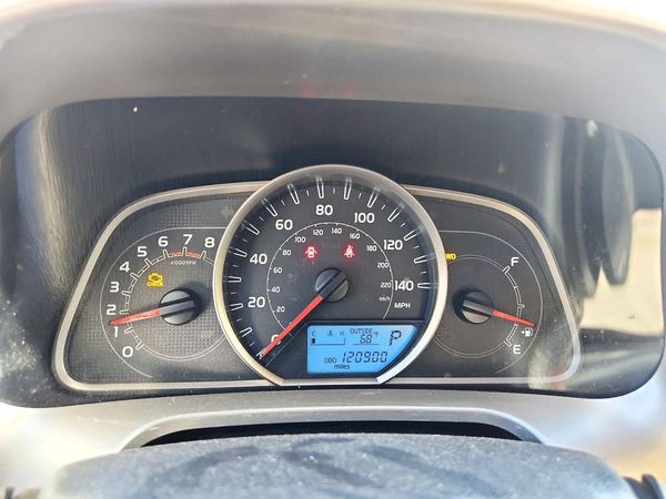 2015 TOYOTA RAV4 LE (X Grade) — ODOM