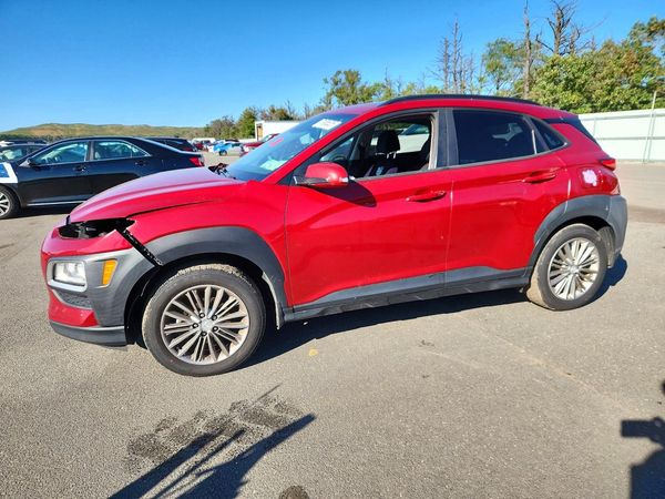 2018 HYUNDAI KONA SEL with Tech Pkg — Front 3/4