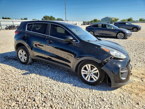 2017 KIA SPORTAGE LX — Passenger 3/4