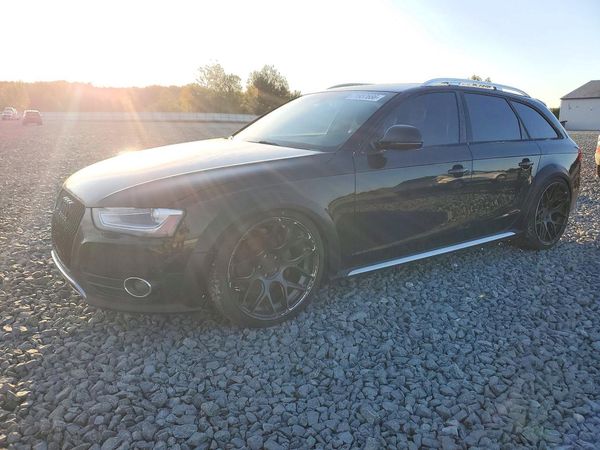 2014 AUDI A4 Premium Plus quattro — Front 3/4