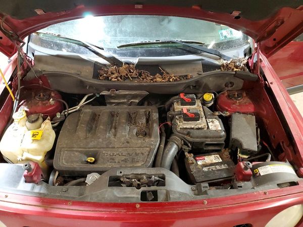 2012 JEEP PATRIOT Sport — Engine bay