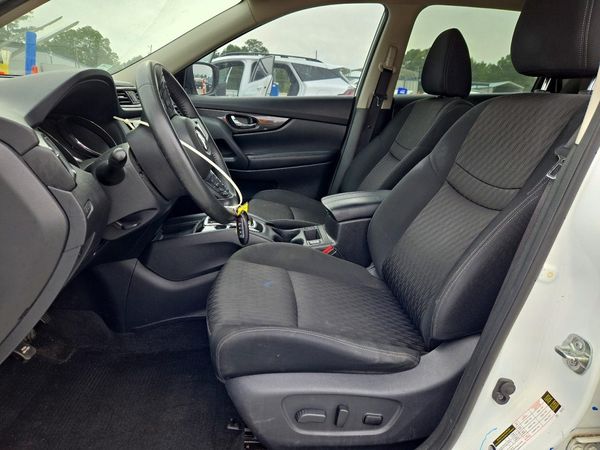2019 NISSAN ROGUE — DENT