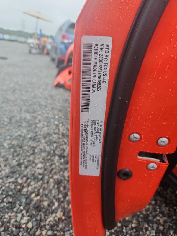 2022 DODGE CHALLENGER R/T SCAT PACK — VINS