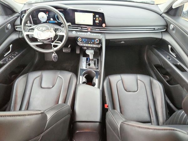 2025 HYUNDAI ELANTRA Limited — CKPT