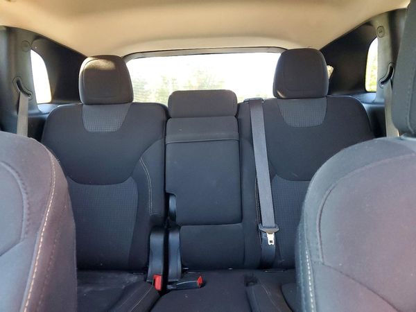 2017 JEEP CHEROKEE — SUVN