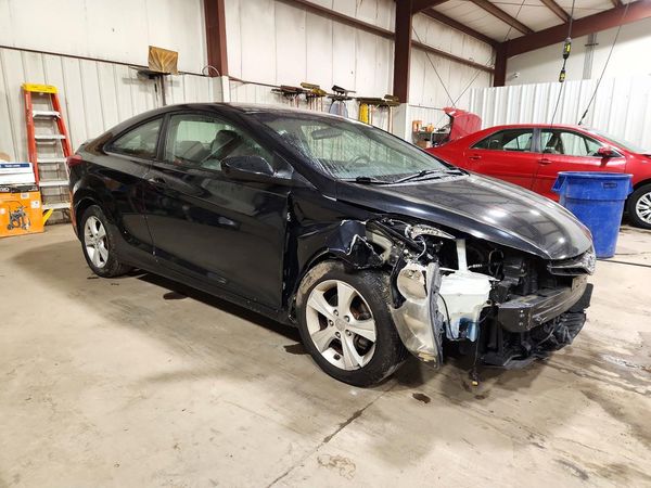 2013 HYUNDAI ELANTRA — Passenger 3/4