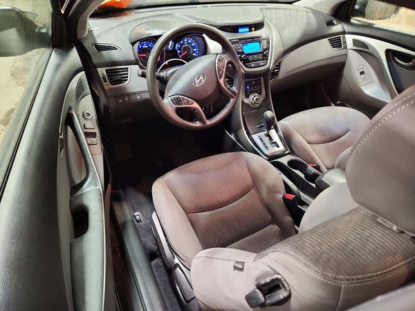 2013 HYUNDAI ELANTRA — CKPT