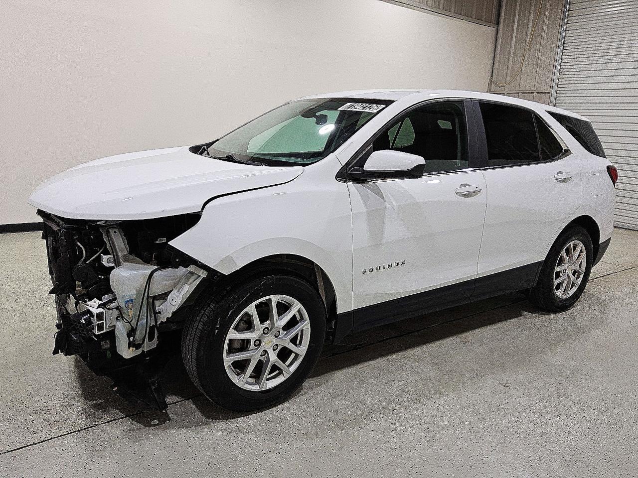 2023 CHEVROLET EQUINOX LT (2FL) — Front 3/4