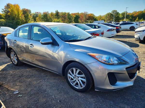2012 MAZDA 3 Touring/GS — Passenger 3/4