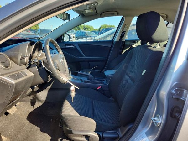 2012 MAZDA 3 Touring/GS — DENT
