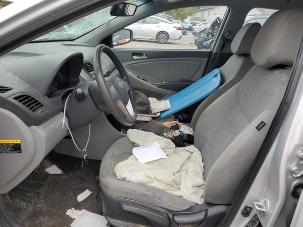 2015 HYUNDAI ACCENT