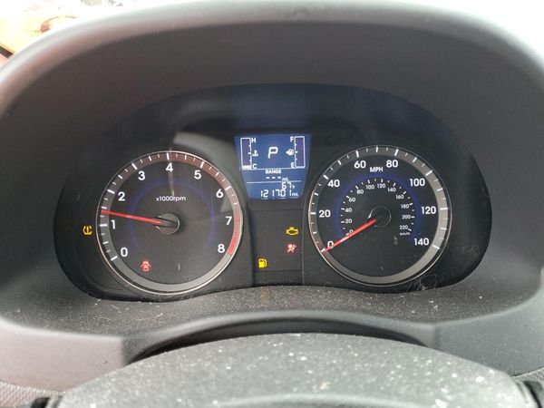 2015 HYUNDAI ACCENT