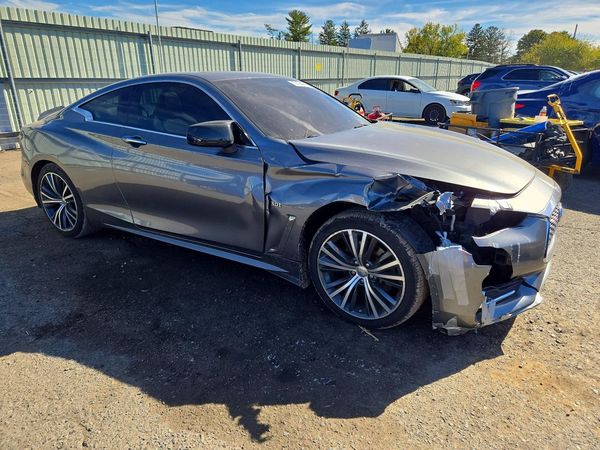 2017 INFINITI Q60 — Passenger 3/4