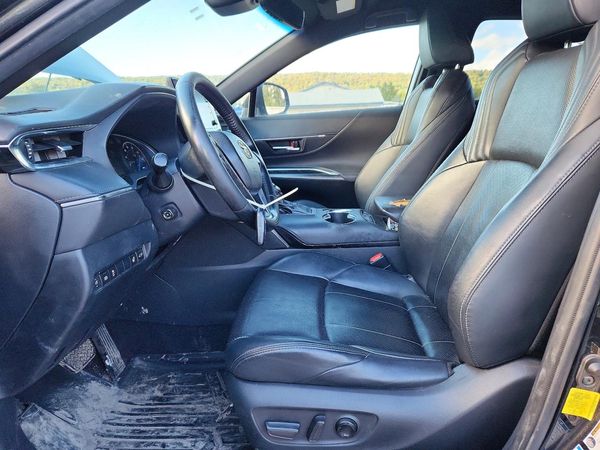 2021 TOYOTA VENZA — DENT