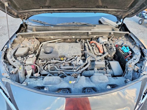 2021 TOYOTA VENZA — Engine bay