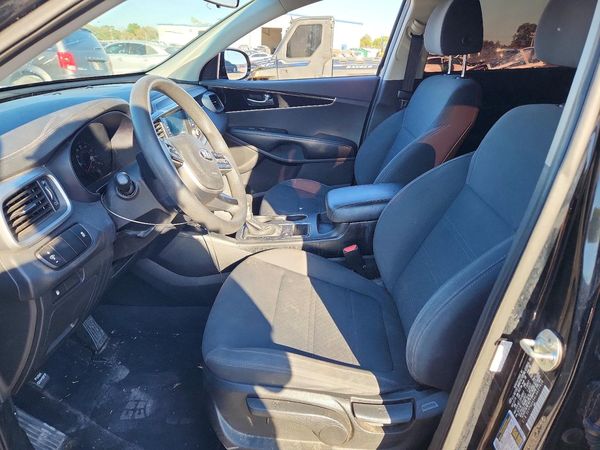 2020 KIA SORENTO L, LX, S — DENT