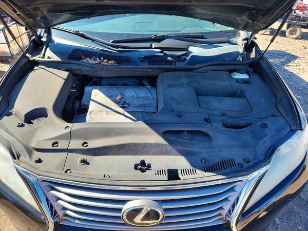 2013 LEXUS RX 350 — Engine bay