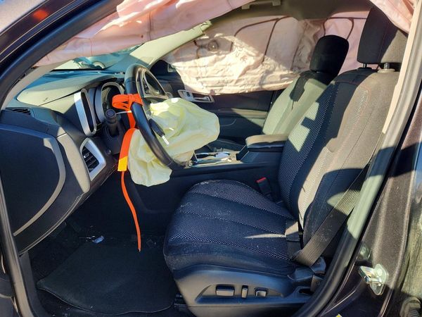2015 CHEVROLET EQUINOX 2LT — DENT