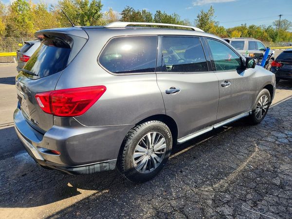 2018 NISSAN PATHFINDER