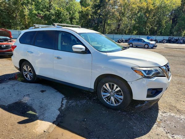 2019 NISSAN PATHFINDER — Passenger 3/4