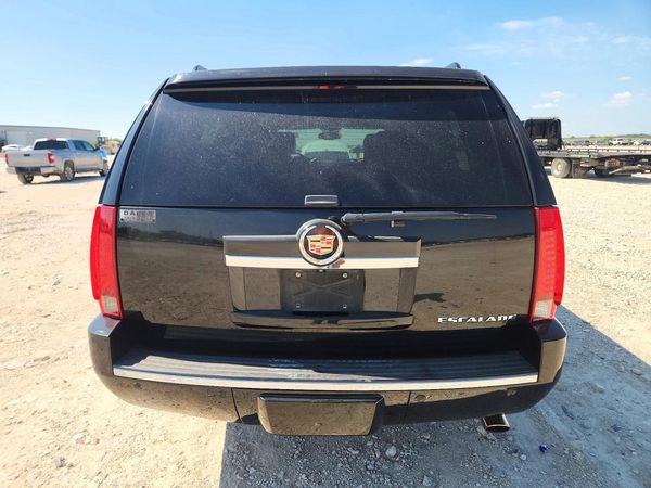 2014 CADILLAC ESCALADE ESV Premium — DIRR