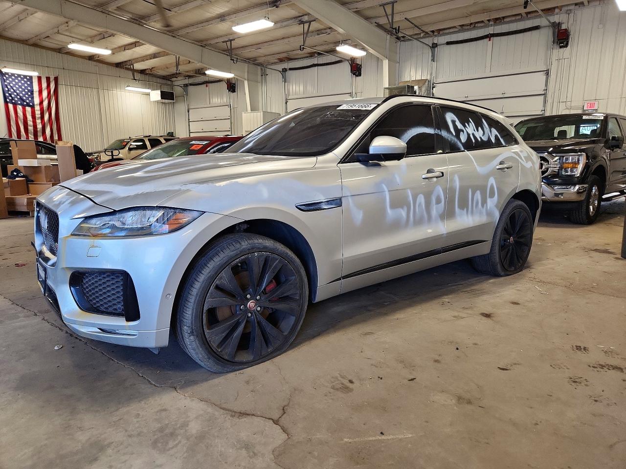 2017 JAGUAR F-PACE — Front 3/4