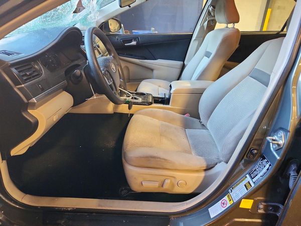 2014 TOYOTA CAMRY — DENT