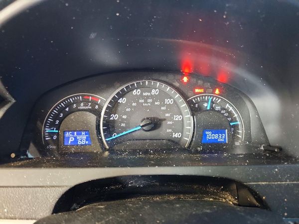 2014 TOYOTA CAMRY — ODOM