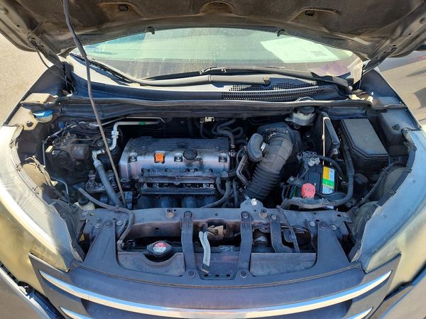 2012 HONDA CRV EX — Engine bay