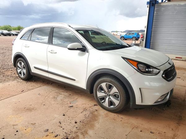 2019 KIA NIRO — Passenger 3/4