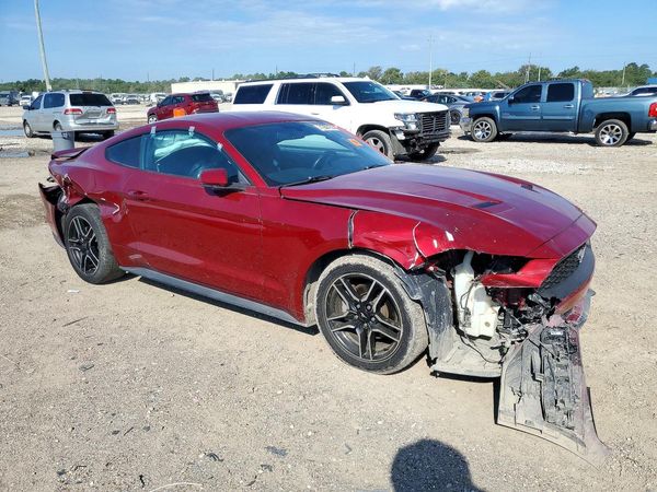2018 FORD MUSTANG I4 Coupe — Passenger 3/4