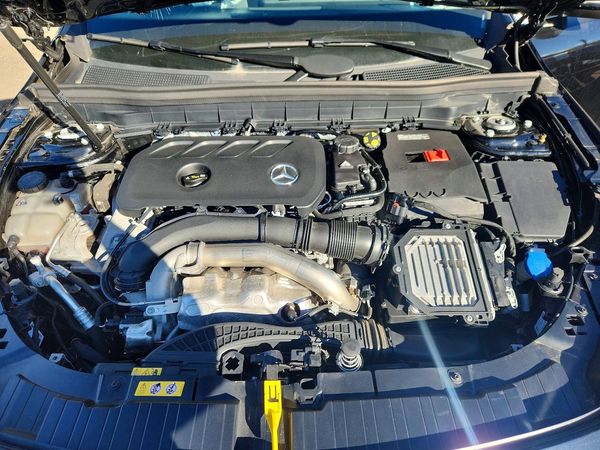 2024 MERCEDES-BENZ GLB-CLASS — Engine bay