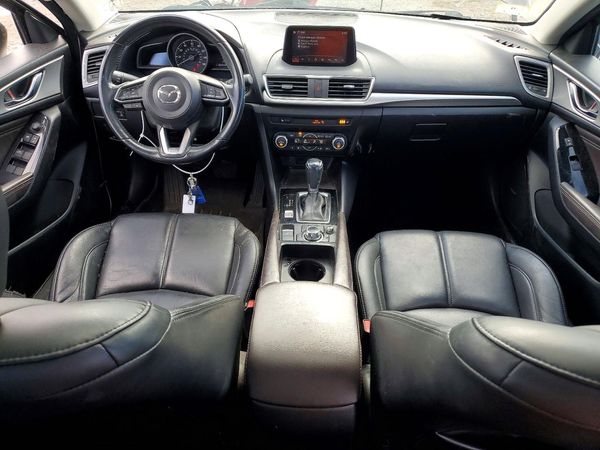 2018 MAZDA 3 Touring — CKPT
