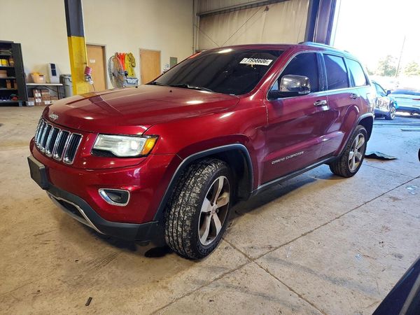2014 JEEP CHEROKEE Limited — Front 3/4