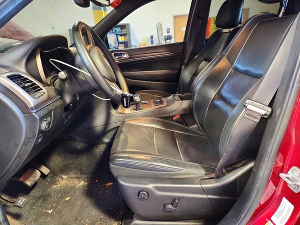 2014 JEEP CHEROKEE Limited — DENT