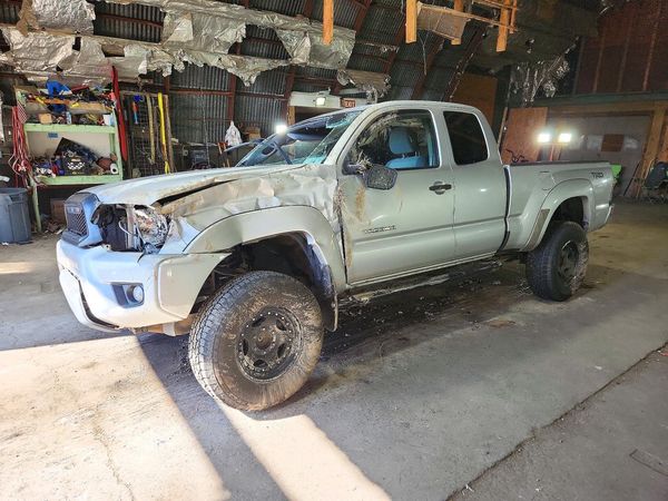 2012 TOYOTA TACOMA — DSFA — Front 3/4