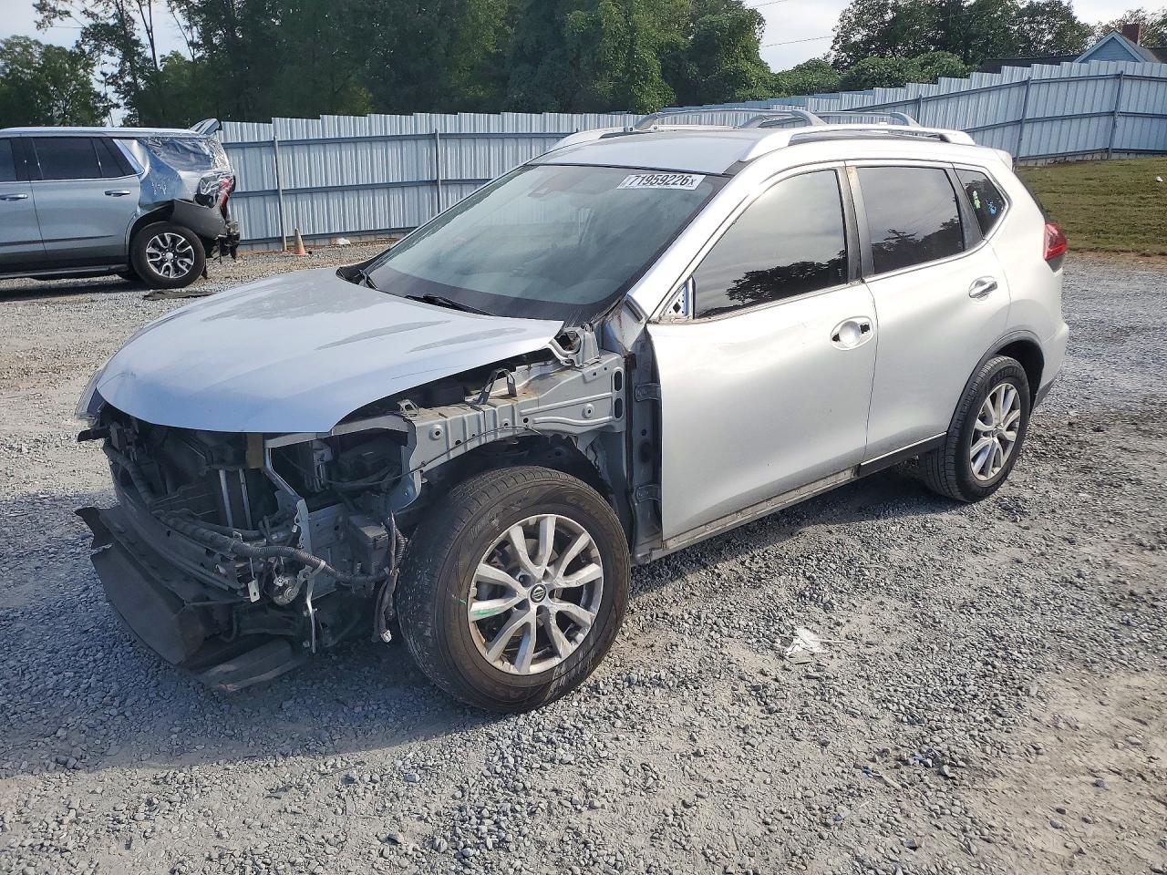 2020 NISSAN ROGUE — Front 3/4