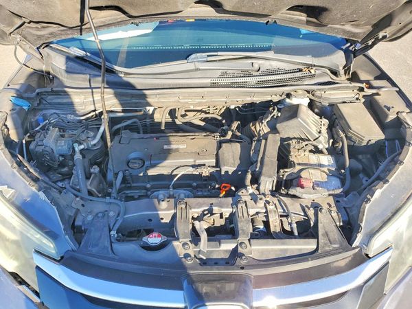2016 HONDA CRV Touring — Engine bay