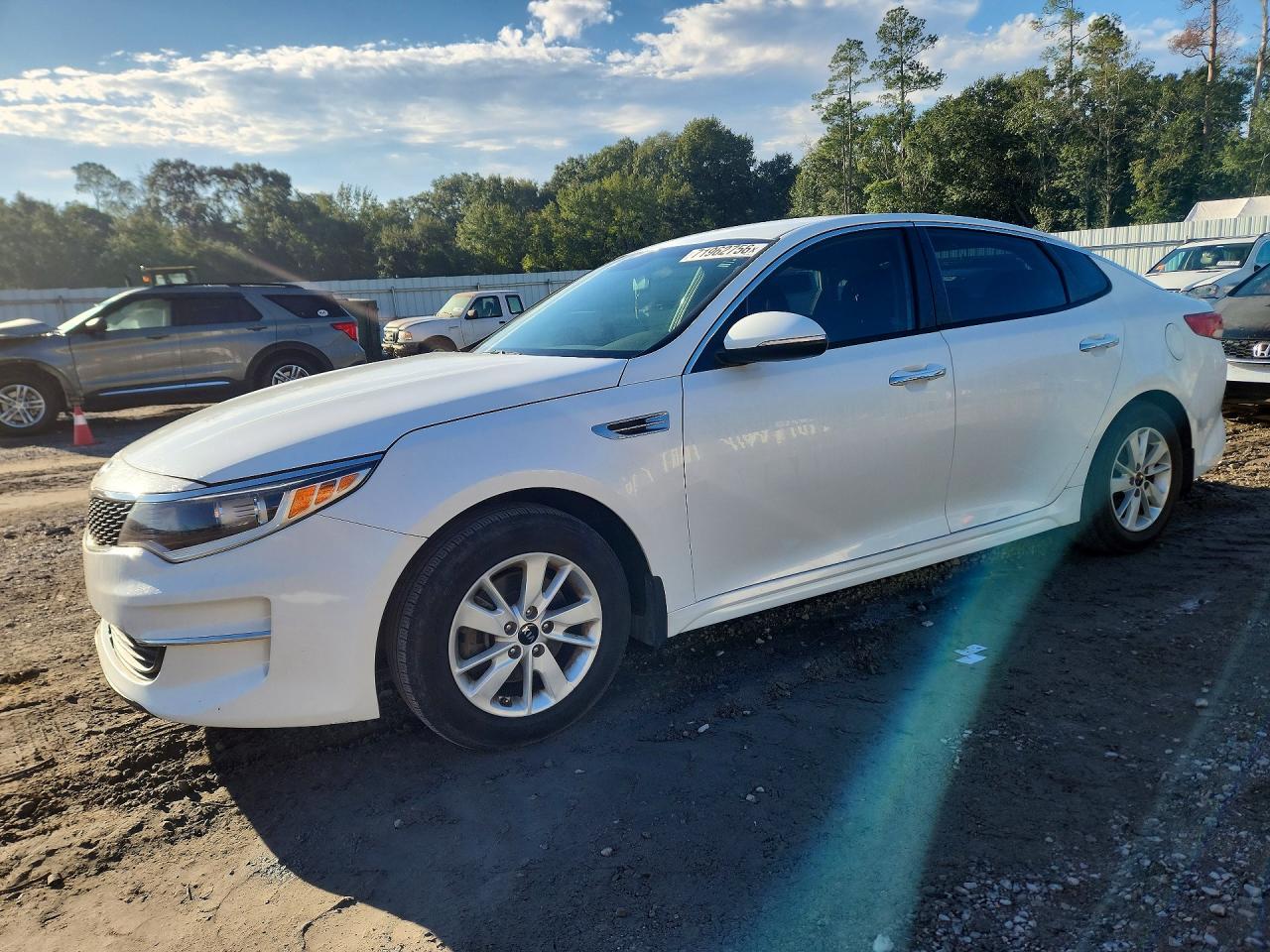 2017 KIA OPTIMA — Front 3/4