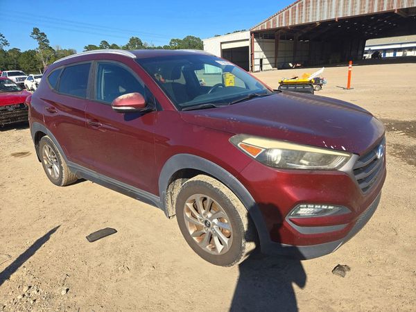 2016 HYUNDAI TUCSON — Passenger 3/4