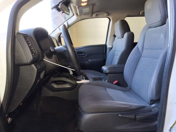 2022 NISSAN FRONTIER Crew Cab — DENT