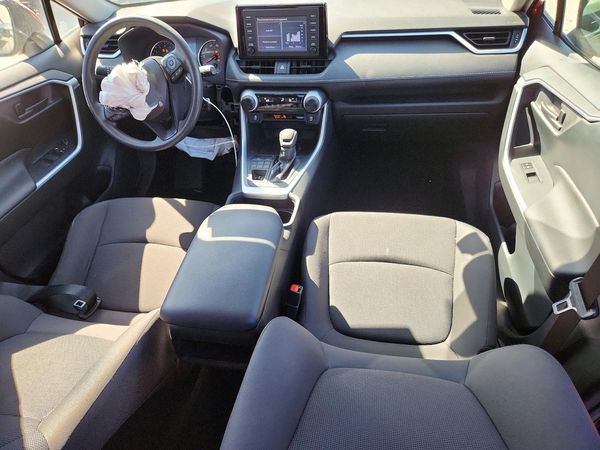 2019 TOYOTA RAV4 LE — CKPT